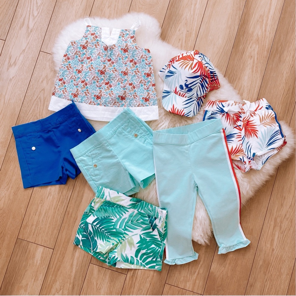 Janie and Jack girls bundle of clothes, size 2T